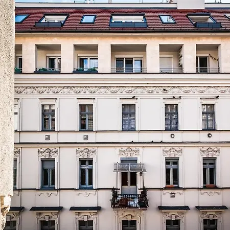 Bpr Lovely Design In The Center Lejlighed Budapest